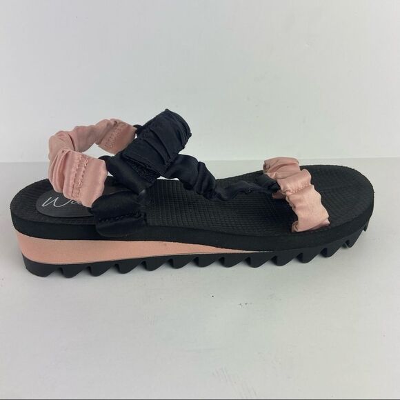 Wild Pair- Kendie Sporty Wedge Sandals - Picture 3 of 7